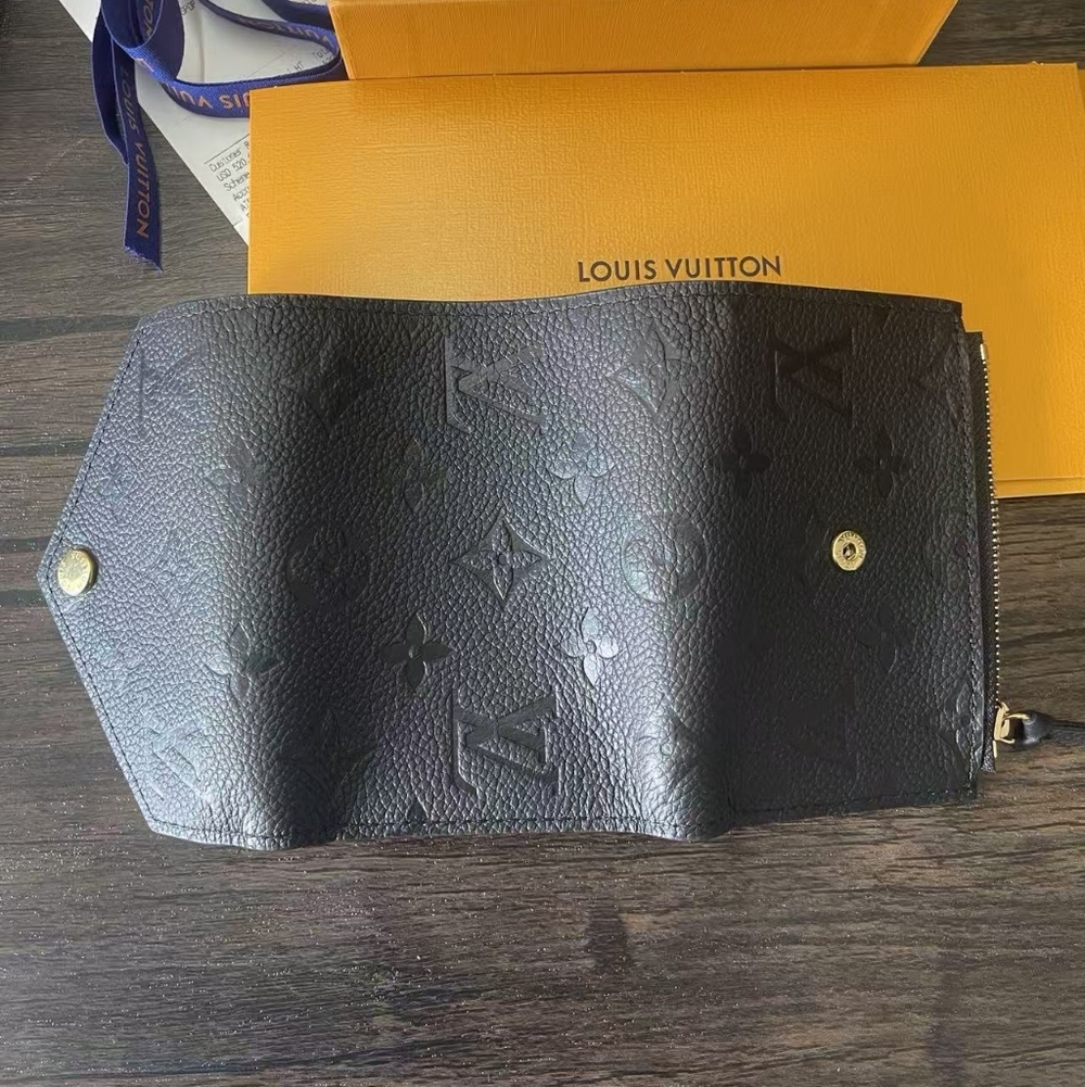 Louis Vuitton Victorine Wallet - Picture 10 of 10